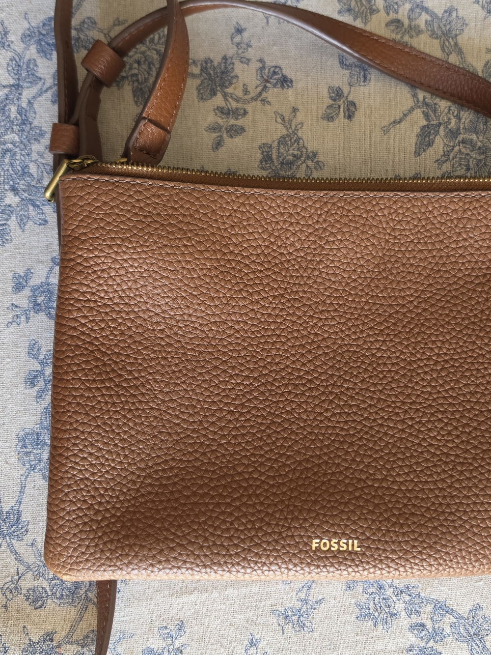 Fossil Women's Tan Leather Crossbody Bag - Picture 2 of 7